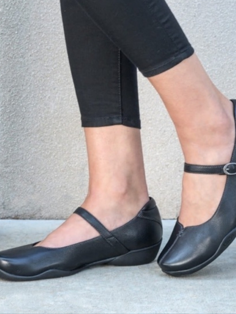 Taos Ta Dah Leather Mary Jane Comfort Shoes